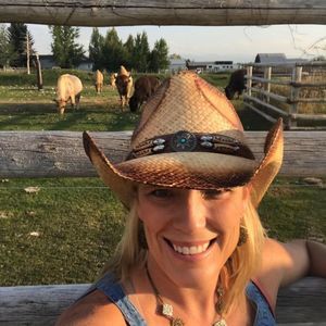 Meet your Posher, Stacey